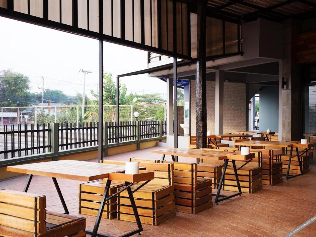 B2 Buriram Boutique And Budget Hotel Exterior photo