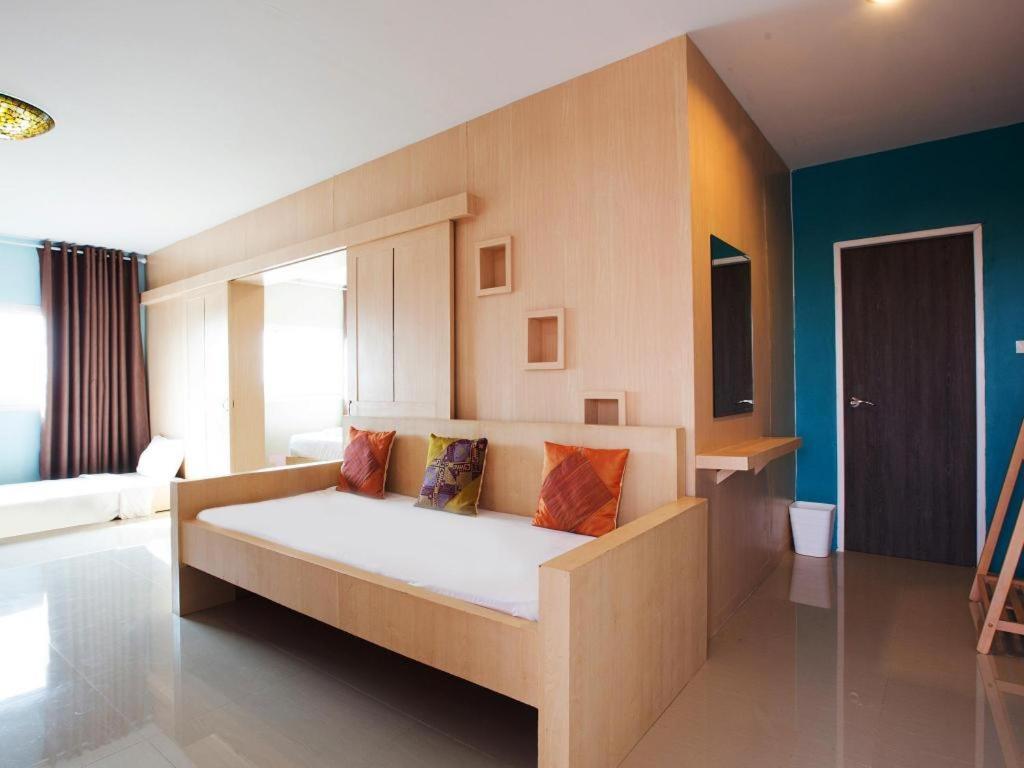 B2 Buriram Boutique And Budget Hotel Exterior photo