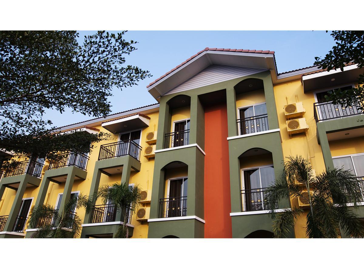 B2 Buriram Boutique And Budget Hotel Exterior photo